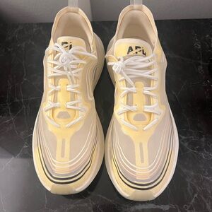 Women’s APL Streamline Sneakers